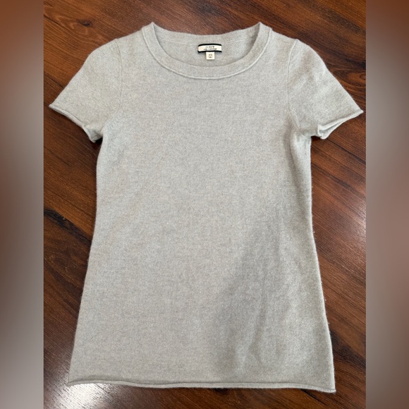 J. Crew Sweaters - J. Crew women's 100% cashmere sweater short sleeve Gray color XS